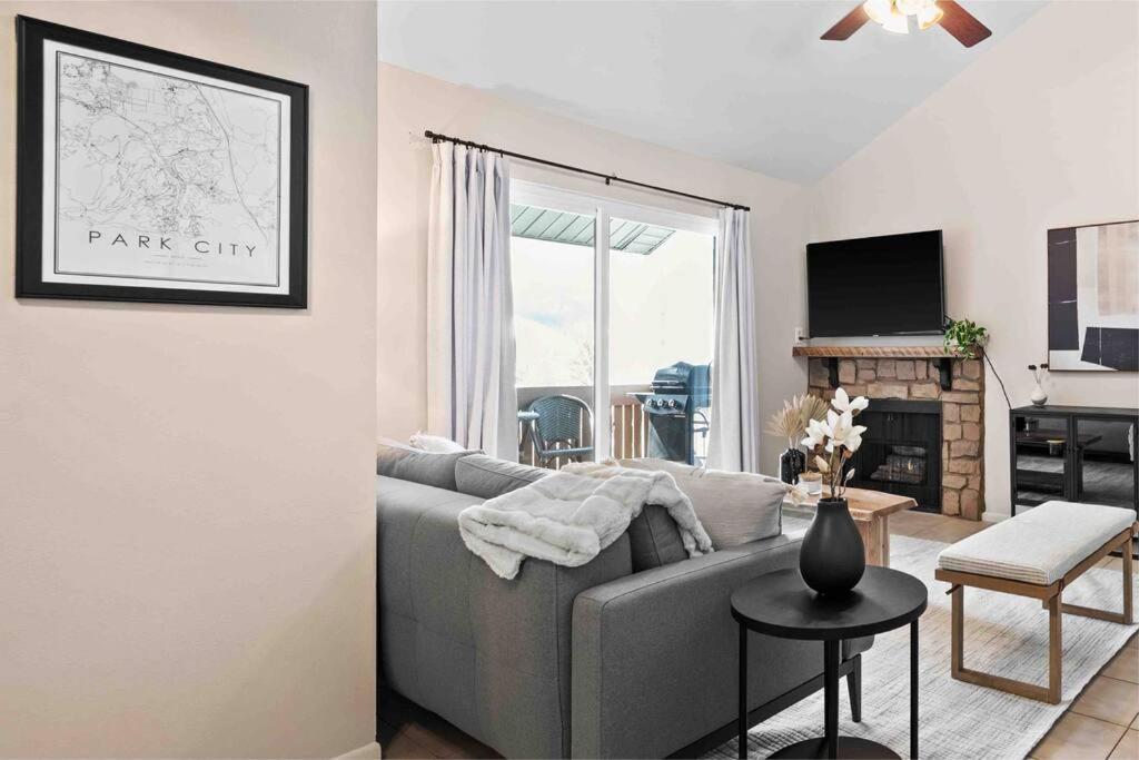 Cozy Top Floor Condo With Mountain Views Park City Eksteriør billede