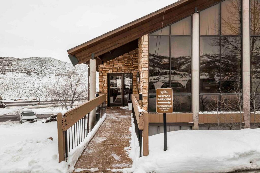 Cozy Top Floor Condo With Mountain Views Park City Eksteriør billede