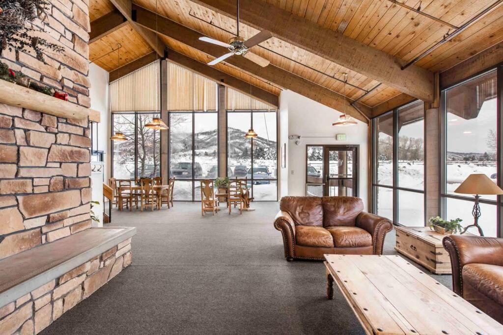 Cozy Top Floor Condo With Mountain Views Park City Eksteriør billede